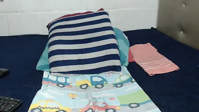 blondehotsquirt online show from 09-27-25, 05:01