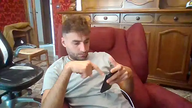 Torissimo92 online show from 10-23-25, 08:13