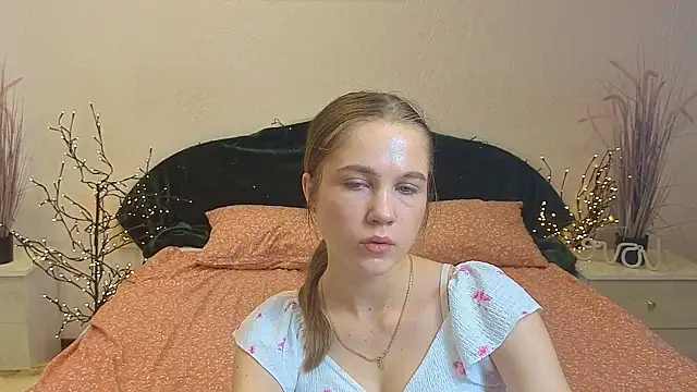 Snapshot of Spicy_Lexi chatting on 08-05-26, 08:28 Spicy Lexi online show from 08-05-26, 08:28