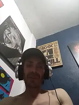 Snapshot of githot chatting on 09-28-25, 05:57 githot online show from 09-28-25, 05:57