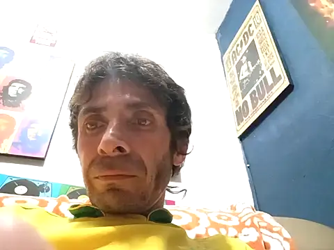 Snapshot of githot chatting on 11-20-25, 08:58 githot online show from 11-20-25, 08:58