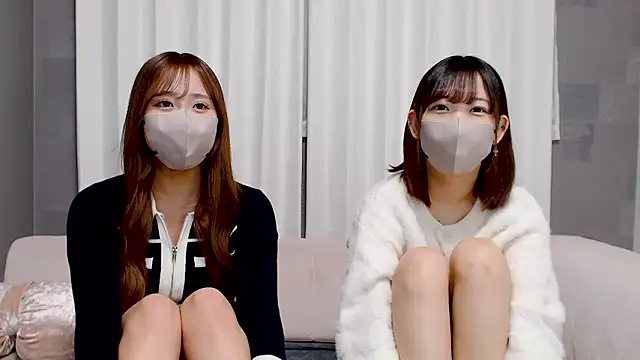  YUI CHAN  online show from 11-24-25, 11:32