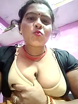 Snapshot of Hot_komal1 chatting on 09-14-25, 07:24 Hot komal1 online show from 09-14-25, 07:24