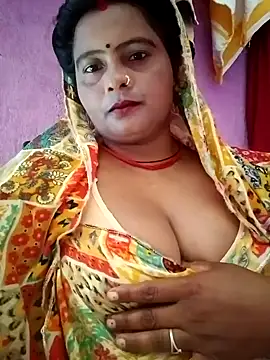 Snapshot of Hot_komal1 chatting on 09-24-25, 07:44 Hot komal1 online show from 09-24-25, 07:44