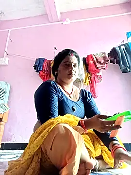 Snapshot of Hot_komal1 chatting on 10-04-25, 10:13 Hot komal1 online show from 10-04-25, 10:13