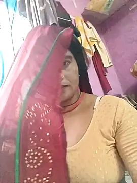 Snapshot of Hot_komal1 chatting on 10-05-25, 11:30 Hot komal1 online show from 10-05-25, 11:30