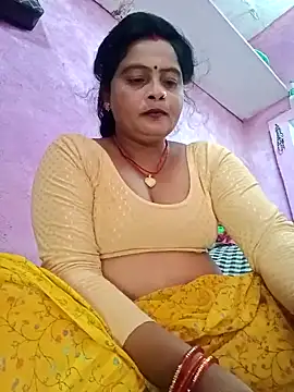 Snapshot of Hot_komal1 chatting on 10-12-25, 06:12 Hot komal1 online show from 10-12-25, 06:12