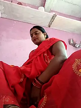 Snapshot of Hot_komal1 chatting on 10-19-25, 07:09 Hot komal1 online show from 10-19-25, 07:09