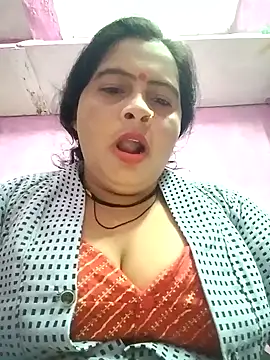 Snapshot of Hot_komal1 chatting on 11-13-25, 07:35 Hot komal1 online show from 11-13-25, 07:35