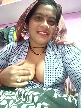 Snapshot of Hot_komal1 chatting on 11-19-25, 11:16 Hot komal1 online show from 11-19-25, 11:16