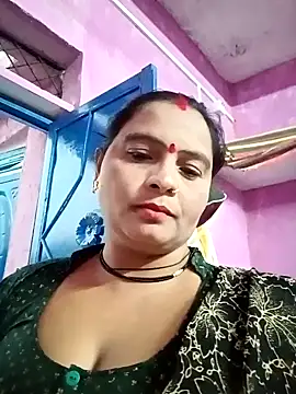 Snapshot of Hot_komal1 chatting on 12-02-25, 12:10 Hot komal1 online show from 12-02-25, 12:10