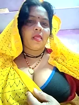 Snapshot of Hot_komal1 chatting on 12-16-25, 12:26 Hot komal1 online show from 12-16-25, 12:26