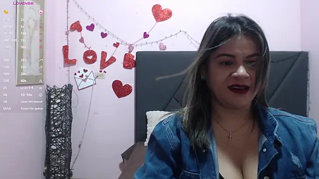 pamela echeverria online show from 03-21-26, 11:26