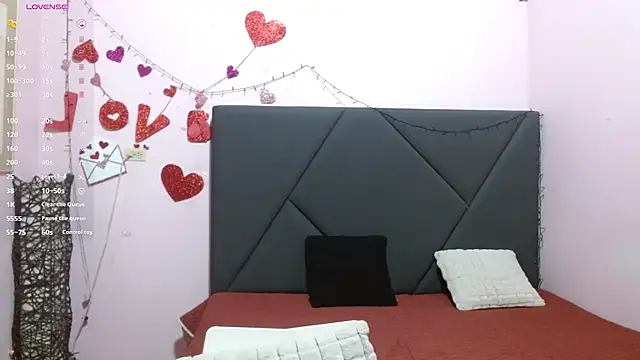 pamela echeverria online show from 06-09-26, 11:11