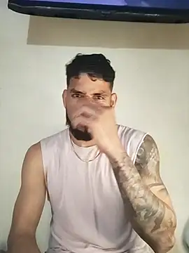 Snapshot of Alexsexygamer chatting on 10-31-25, 11:50 Alexsexygamer online show from 10-31-25, 11:50