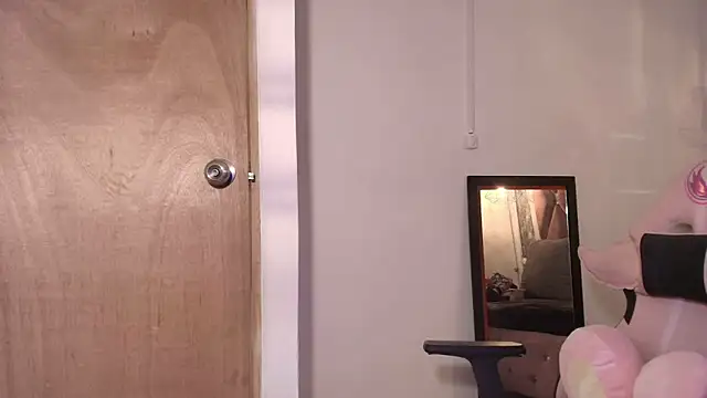 Terraelowen online show from 12-22-25, 11:40