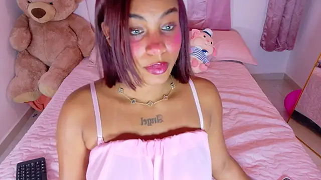 Snapshot of Sofia_Stanley chatting on 05-23-26, 05:23 Sofia Stanley online show from 05-23-26, 05:23