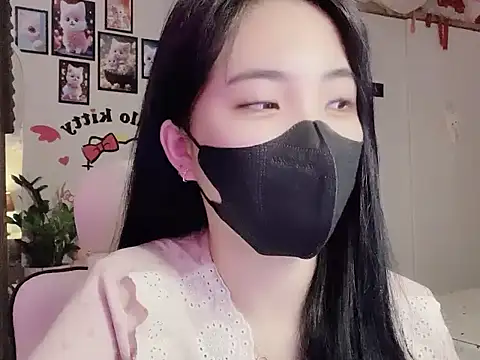 keelinnn19 online show from 10-25-25, 08:25