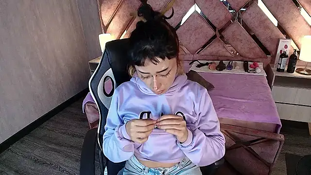 Babyyrasta666 online show from 02-04-26, 03:12