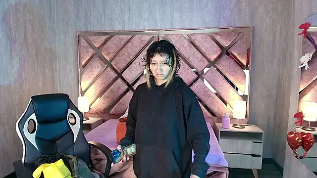 Babyyrasta666 online show from 02-13-26, 03:13