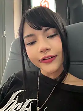 TatiLee online show from 04-11-26, 06:23