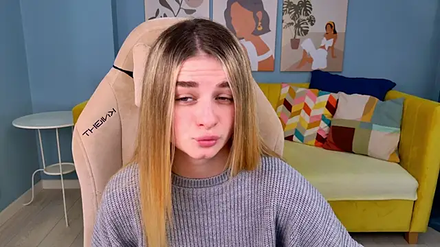 Snapshot of SweetyLicky chatting on 01-11-26, 04:01 SweetyLicky online show from 01-11-26, 04:01