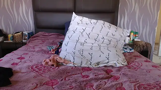 BoobsQueen46K online show from 11-12-25, 10:04