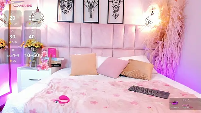 Viollet xoxo online show from 03-04-26, 08:04