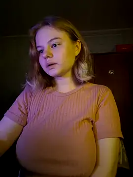 Snapshot of SlipperSherry chatting on 10-11-25, 03:43 SlipperSherry online show from 10-11-25, 03:43