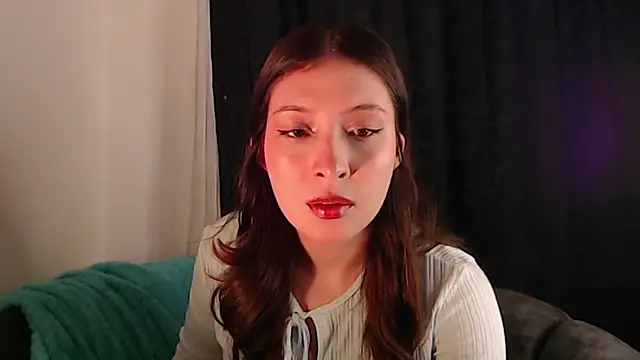 Snapshot of -Ivonny chatting on 09-08-25, 09:47 -Ivonny online show from 09-08-25, 09:47