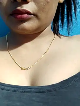 Snapshot of DPK25 chatting on 10-17-25, 10:18 DPK25 online show from 10-17-25, 10:18