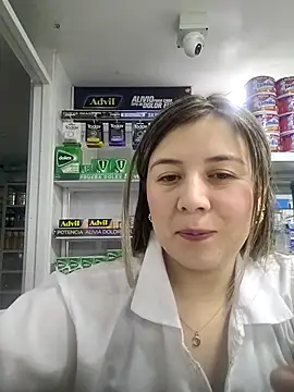 Sophie del Castillo online show from 12-16-25, 01:43