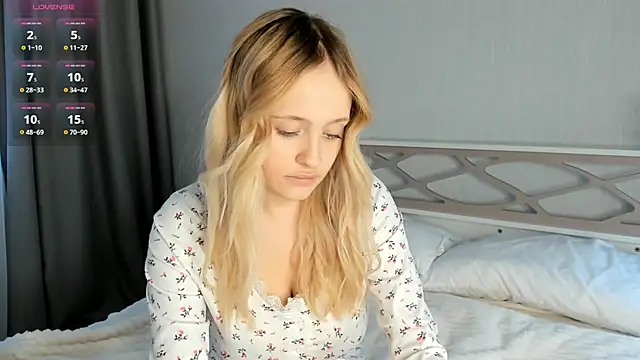 Julliakoill online show from 10-12-25, 09:08