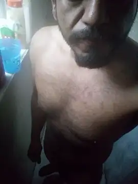 Mikelawrryy24  online show from 10-26-25, 04:35