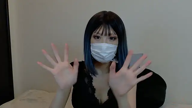 sarina at online show from 10-22-25, 04:24