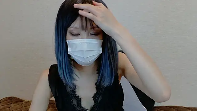 sarina at online show from 11-29-25, 07:33