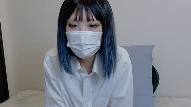 sarina at online show from 04-25-26, 07:33