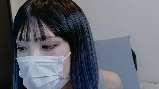 sarina at online show from 04-26-26, 09:29