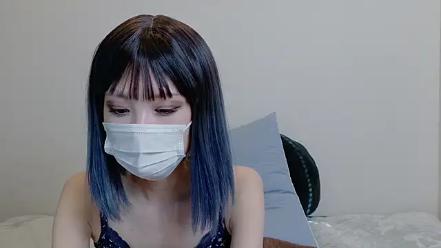 Snapshot of sarina_at chatting on 05-16-26, 07:27 sarina at online show from 05-16-26, 07:27