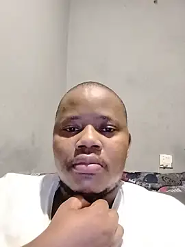 Snapshot of Dzaddie chatting on 06-12-26, 07:13 Dzaddie online show from 06-12-26, 07:13