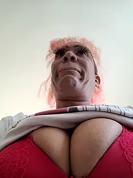 iamlalamilano online show from 04-25-26, 03:42