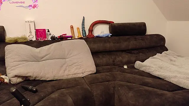 Melly4You online show from 09-22-25, 07:16