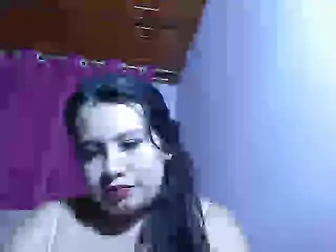 Snapshot of nina_kisslove chatting on 11-18-25, 08:35 nina kisslove online show from 11-18-25, 08:35