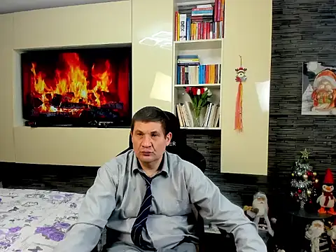 SpartacusDaddy48 online show from 02-14-26, 04:42