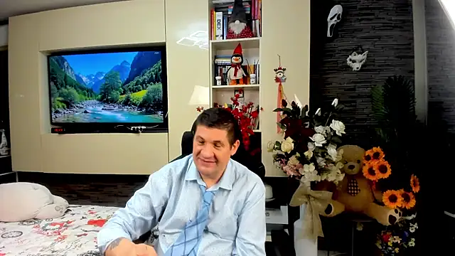 SpartacusDaddy48 online show from 06-10-26, 04:50