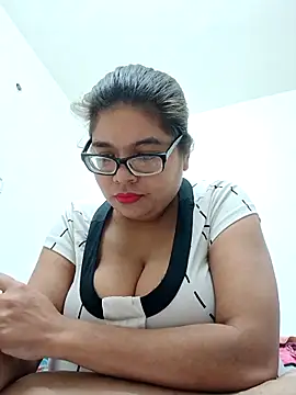 Elie couple143 online show from 11-16-25, 01:22