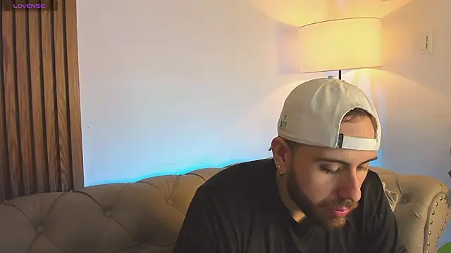 Maximo Wolff online show from 02-23-26, 07:55