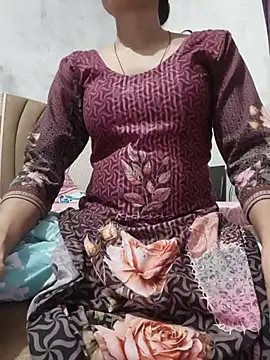 Snapshot of Cute_Manju01 chatting on 07-18-26, 03:54 Cute Manju01 online show from 07-18-26, 03:54
