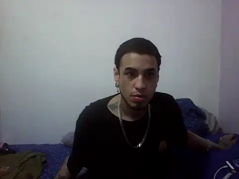 Snapshot of Amorrochyz chatting on 10-04-25, 07:17 Amorrochyz online show from 10-04-25, 07:17