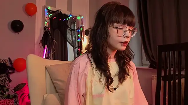 Misa Perfect online show from 10-30-25, 11:33